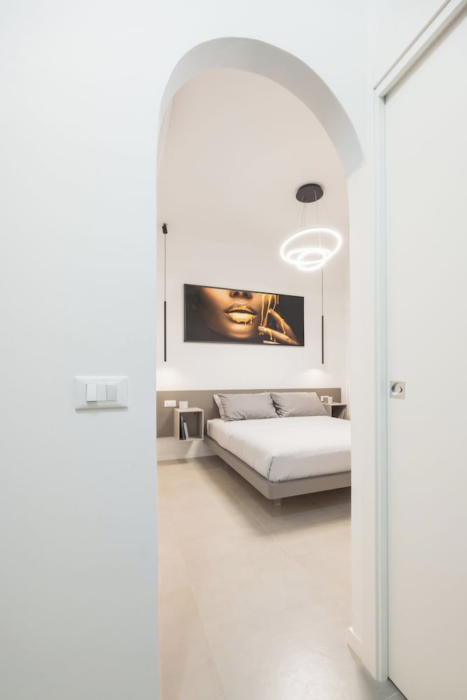 Luxury Station Suite