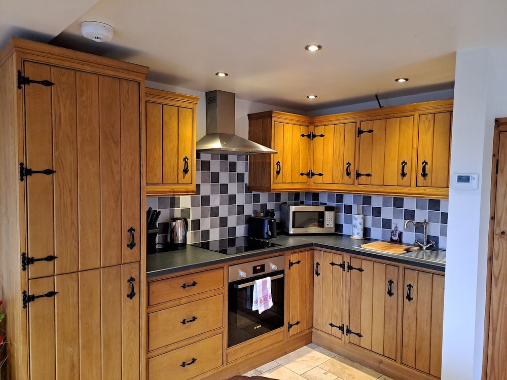 Orchard Cottage view 4