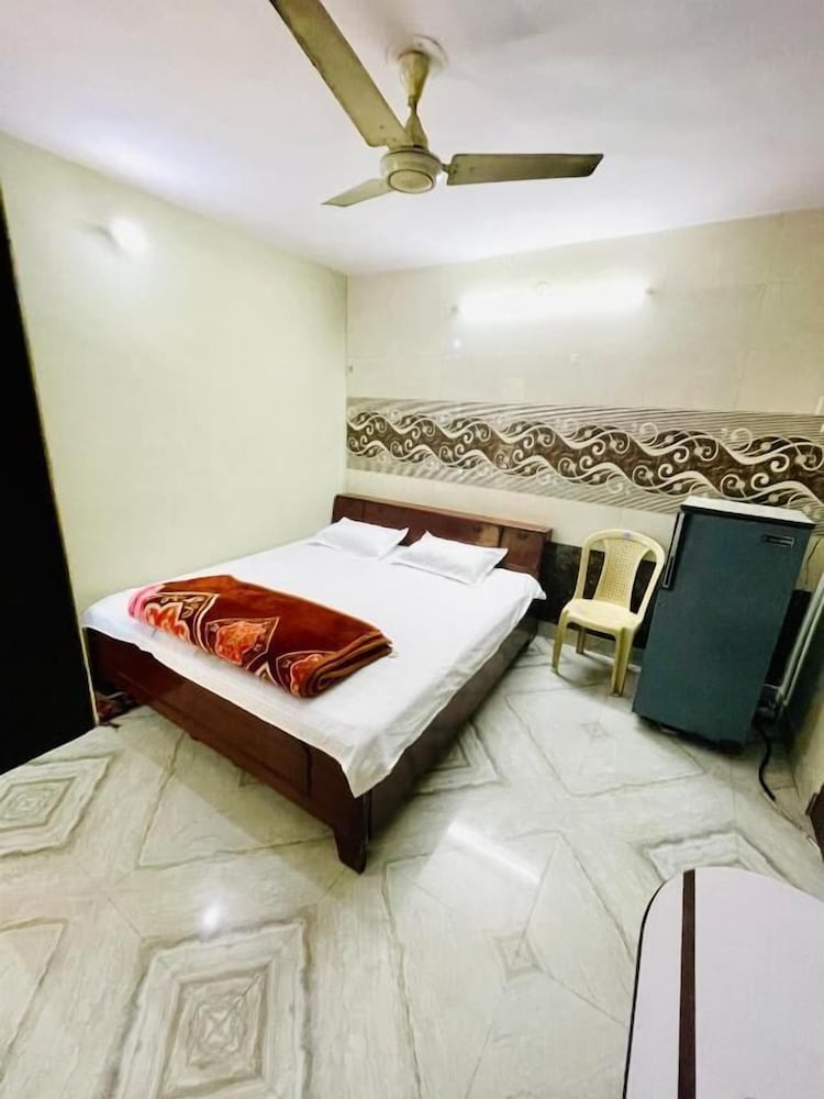 Aman Residency