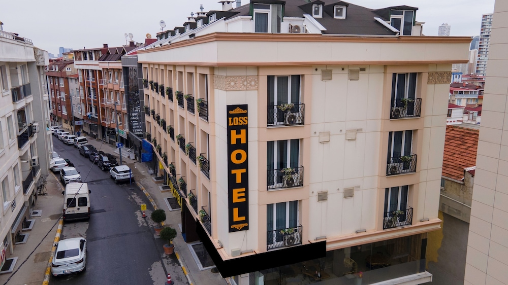 Loss Hotel - Image 7