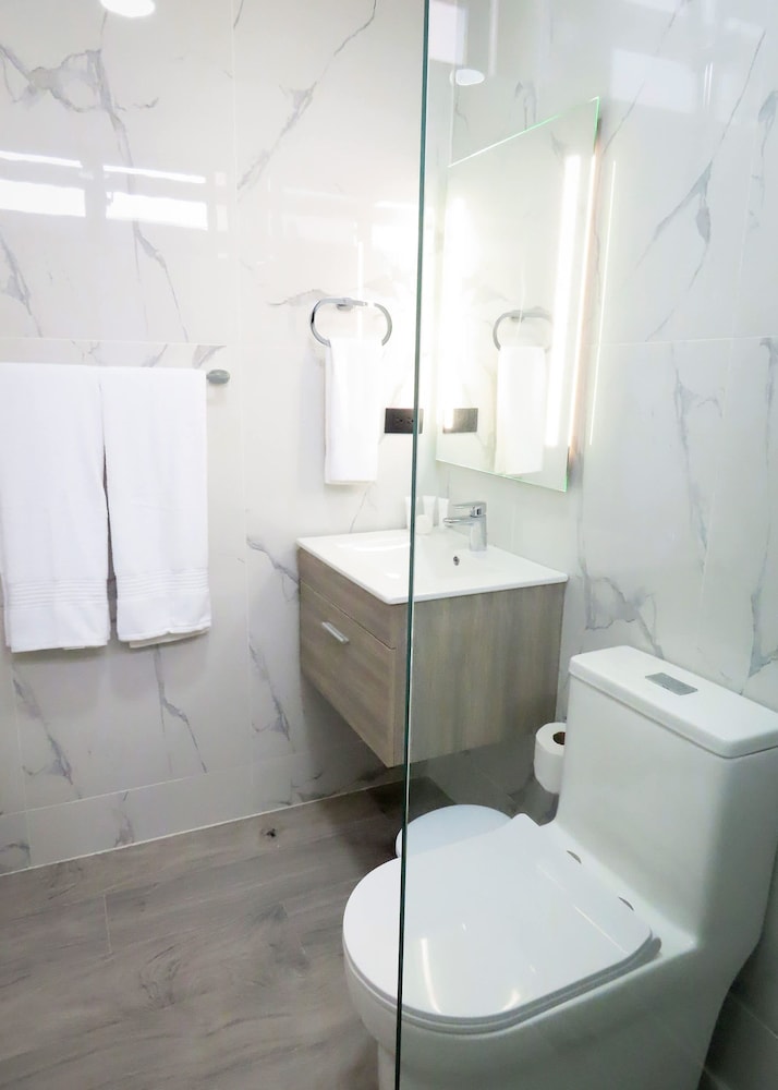 NOK Spectacular 1 BR by Vistacana Rentals