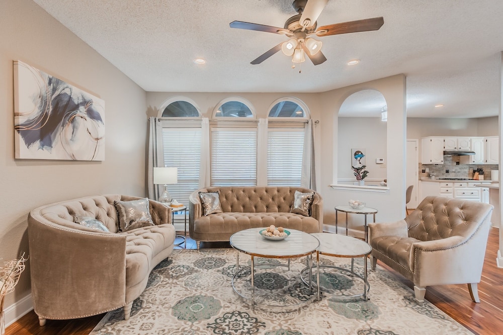 Discount Included! Stunning, Modern, Spacious Getaway Fits Any Group, 2 Game Rooms, Hot Tub 5 Bedroom Home by Redawning - Property Image 48