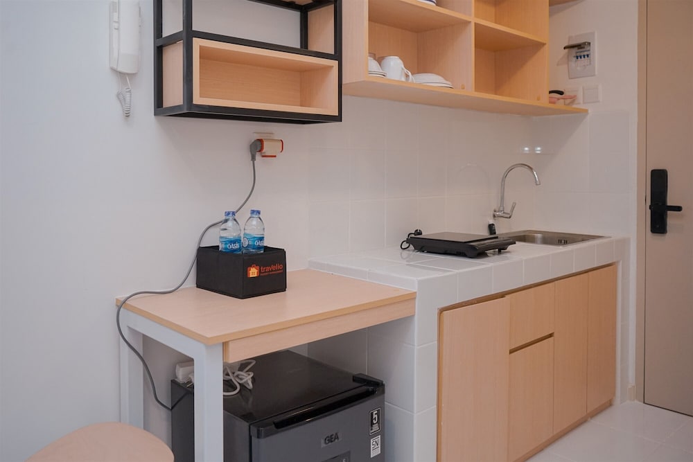Homey and Good Studio Room at Tokyo Riverside PIK 2 Apartment