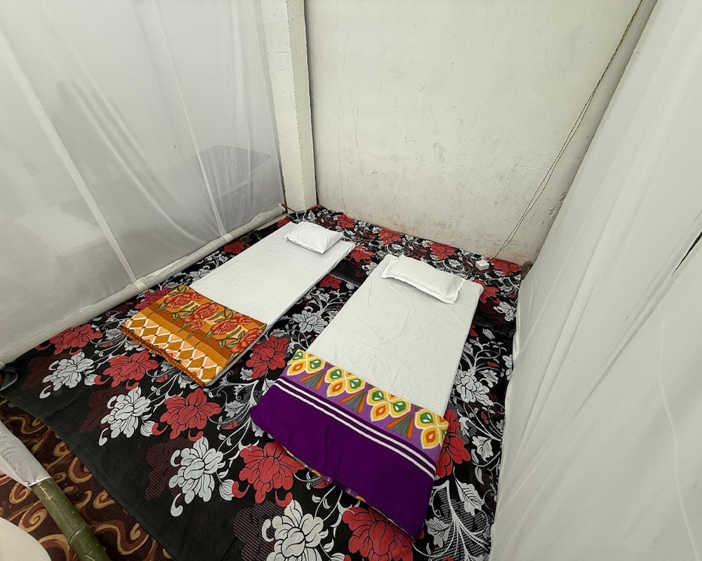 Arail Tent City Kumbh Cottage