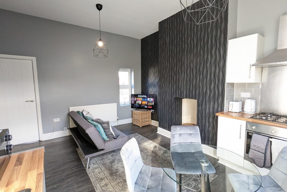 Apart-hotel - Flat 3 - 2 bed 1 Bath view 2