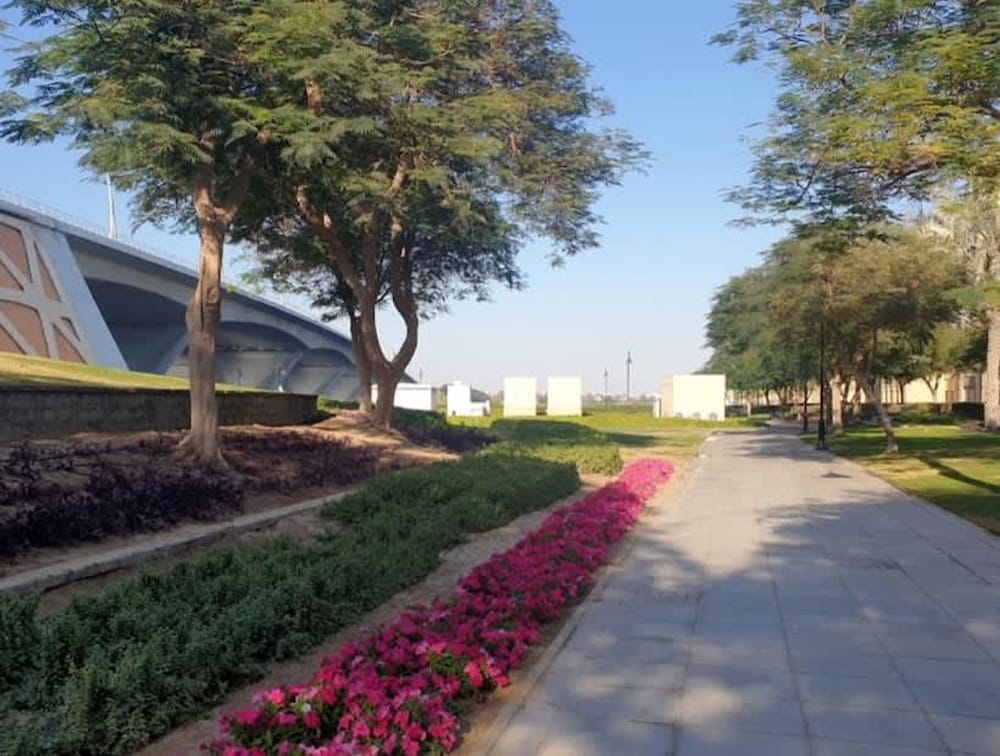 Chic 1BR Iris Amber Al Jaddaf