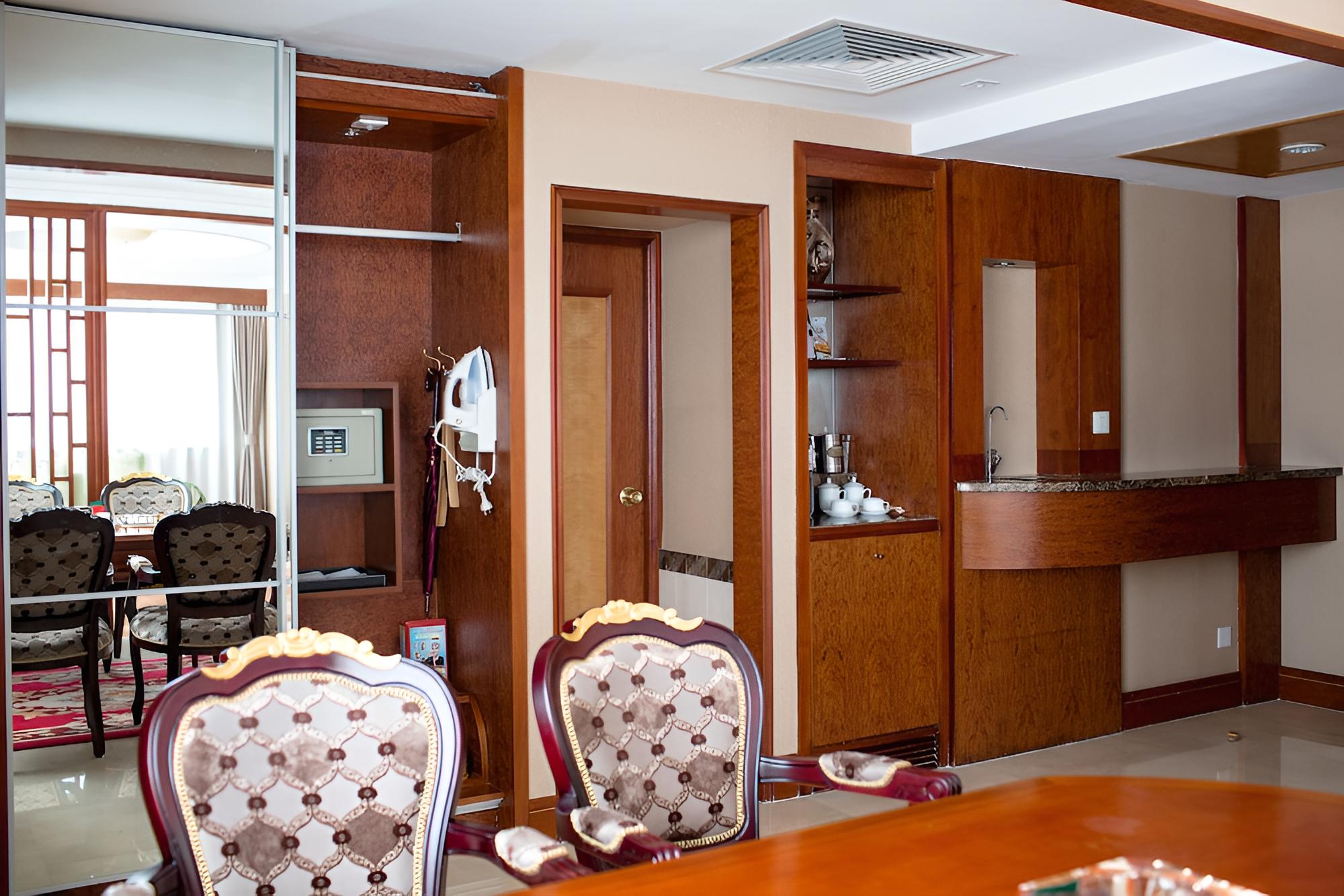 Yantai Golden Gulf Hotel