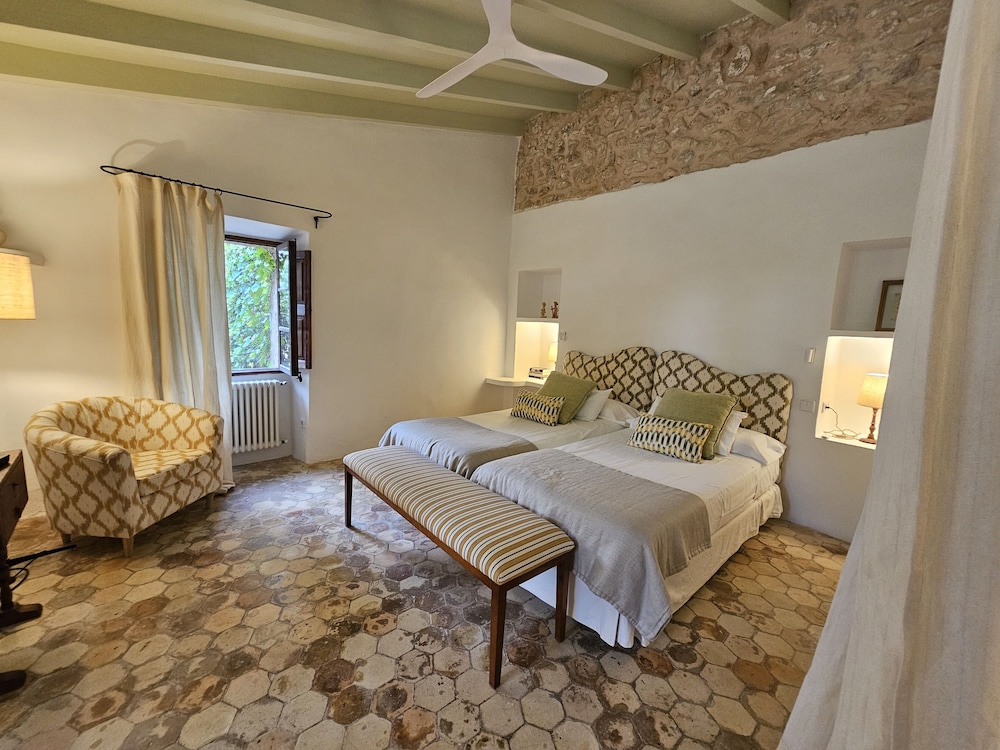 Hotel Agroturismo Possessió Binicomprat