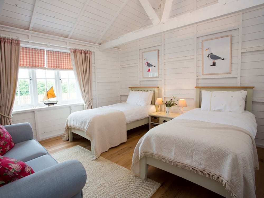 Lligwy Beach Cottage view 2