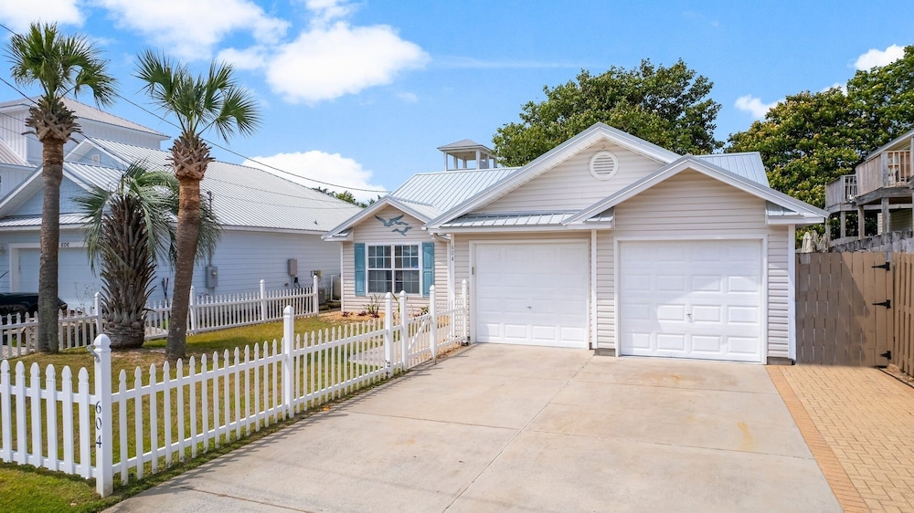 Beach Haven 3 Bedroom Cottage view 3