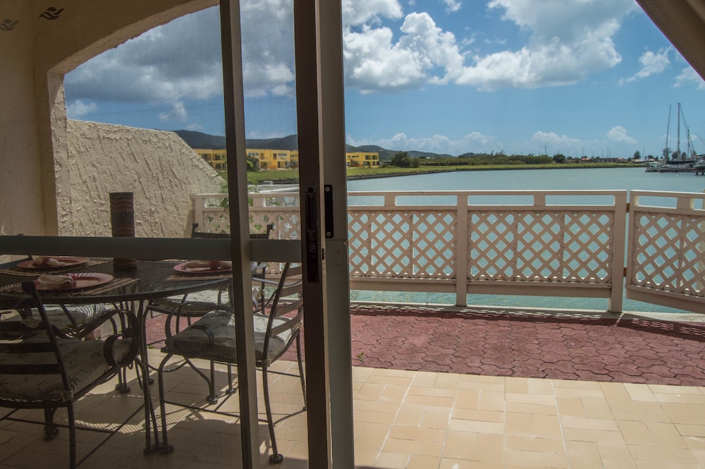 Seascape Villa