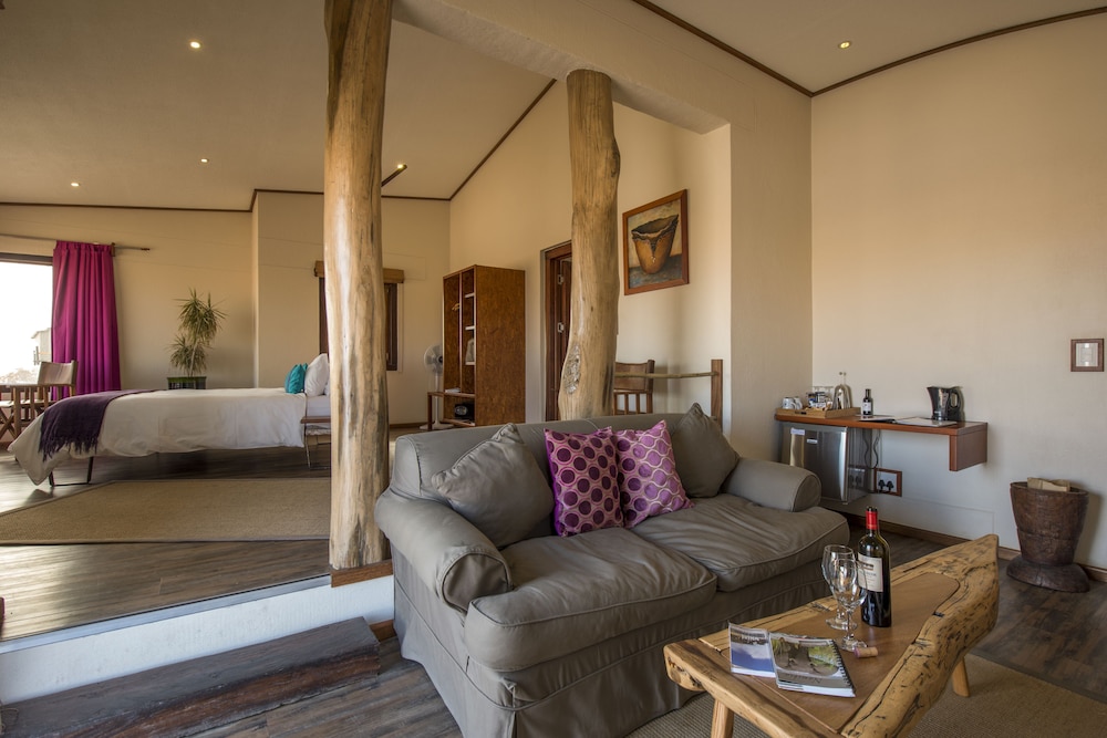 Desert Breeze Lodge