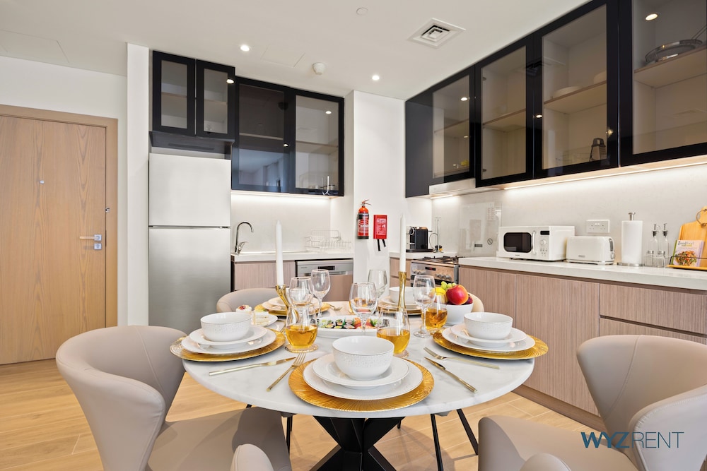 Bayfront 1BR in La Sirene 2 Seaport View