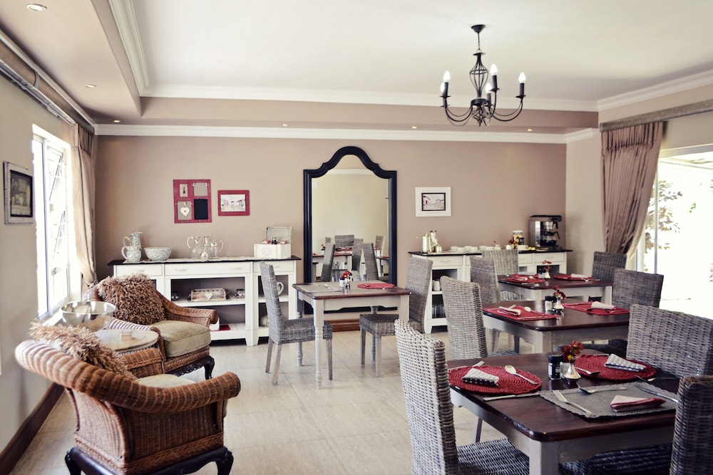 Bokmakierie Guest House