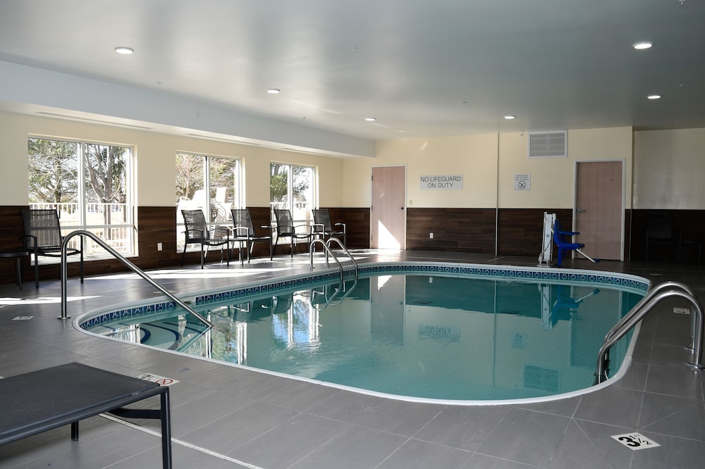 Mount Pleasant Vacations - Fairfield by Marriott Mt Pleasant - Property Image 4