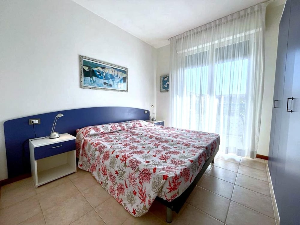 Relaxing Coastal Stay in Lido Altanea