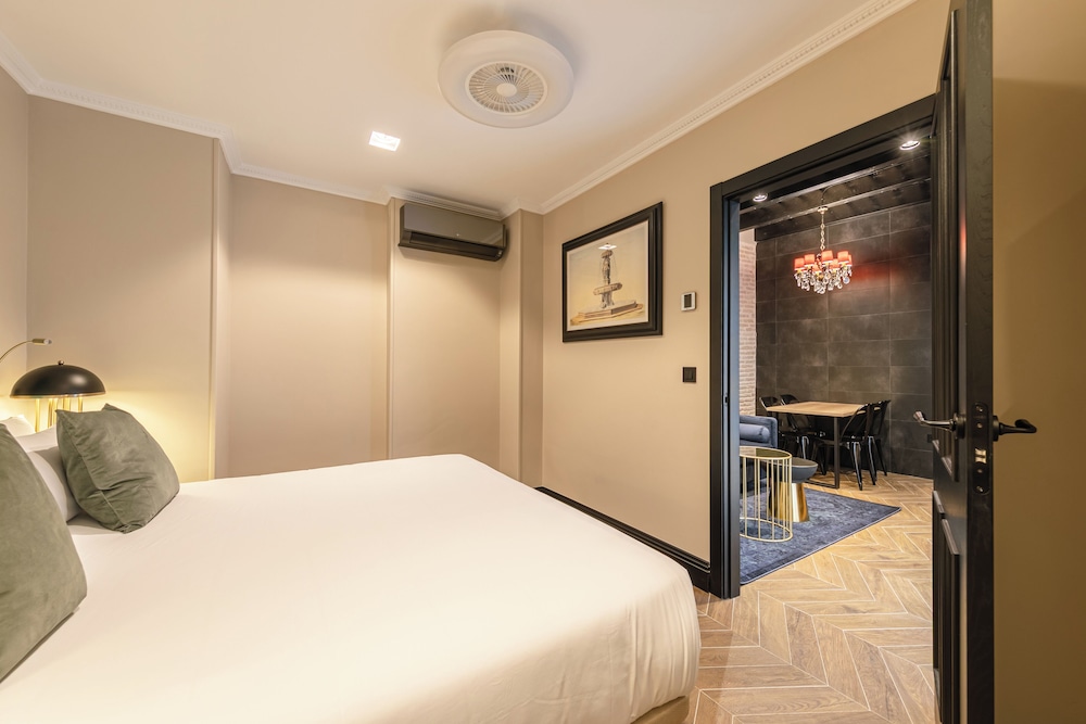 Casa 1862 Heritage Suites by Stay Unique