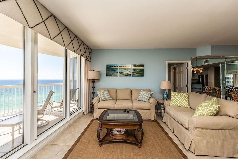 Beach Front Destination 3 Bedroom Holiday Home by Five Star Properties