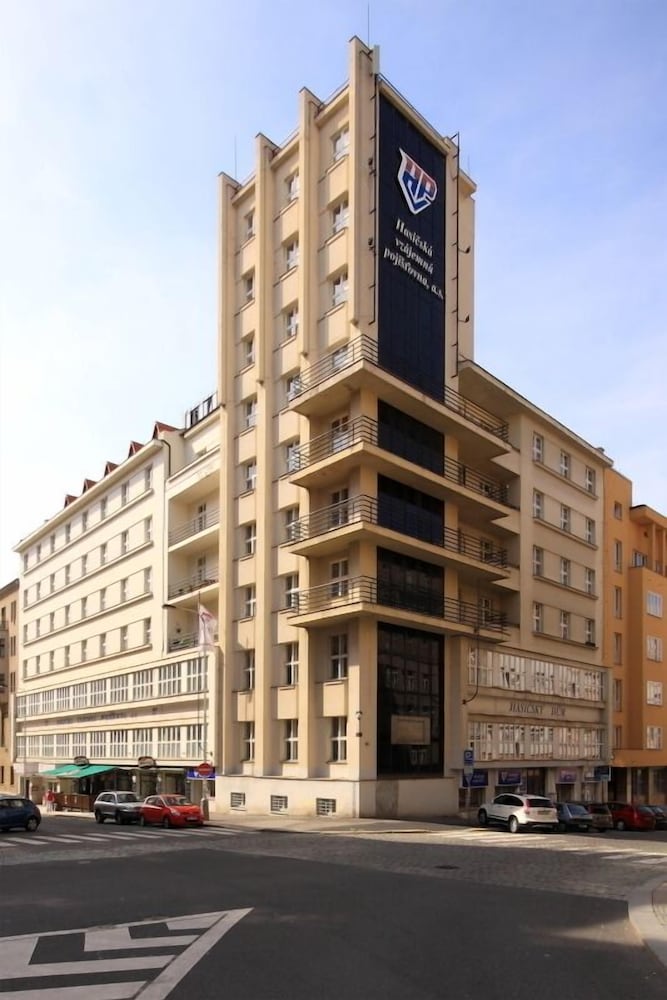Abacta Residence
