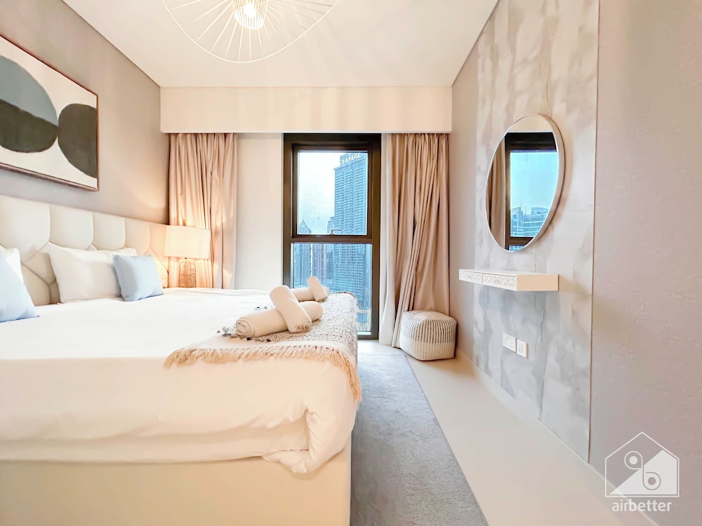 Luxury at Burj Crown Downtown Balcony & View
