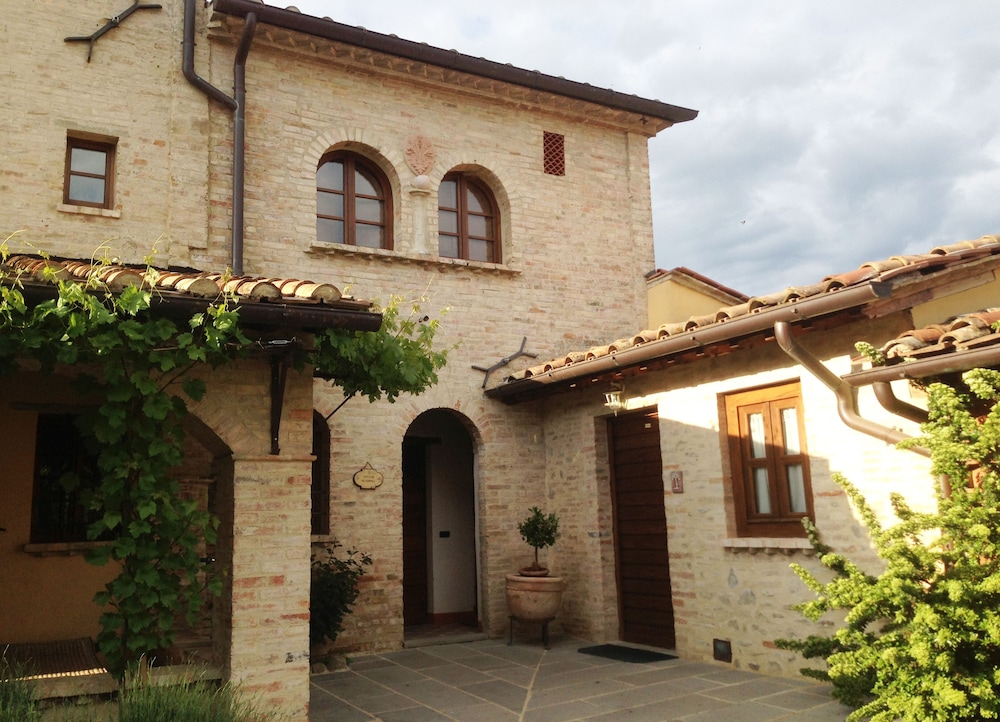 Photo 43