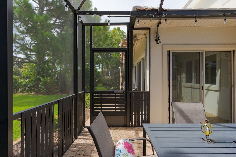 7min to Beach Private Patio on Golf Course Emerald Bay by Avantstay