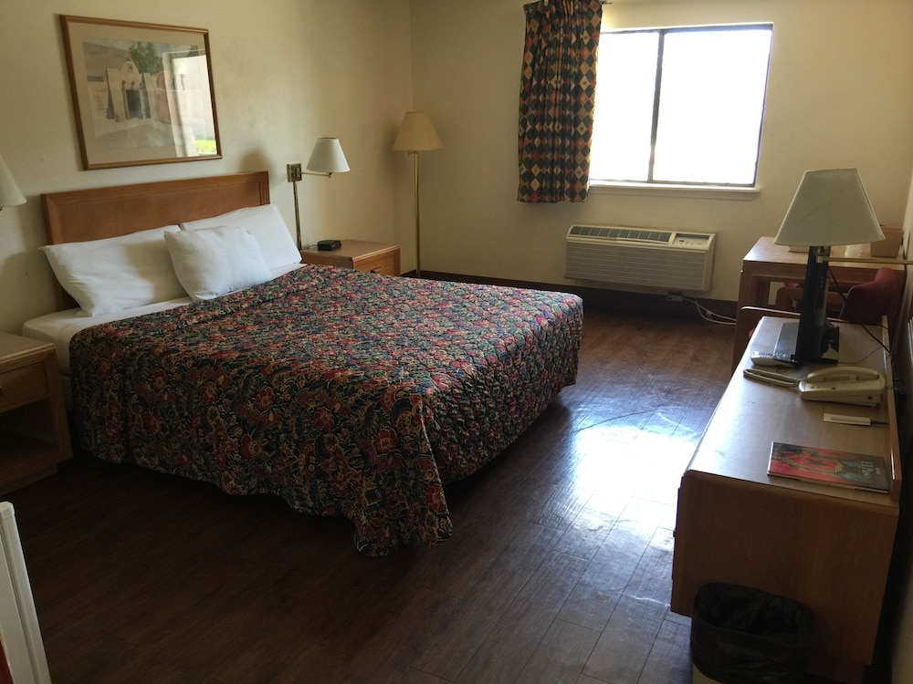Extend-A-Suites Utep, photo 9