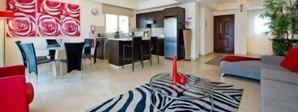 Amadora Luxury Villas
