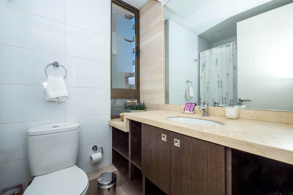 Kennedy Vintage 2BR - Heated Pool Shopping
