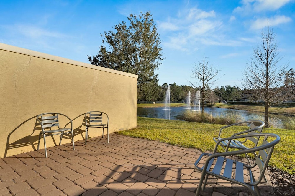 Come and Stay at the Best of Championsgate!