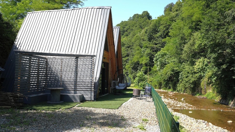Zua Bungalov view 2