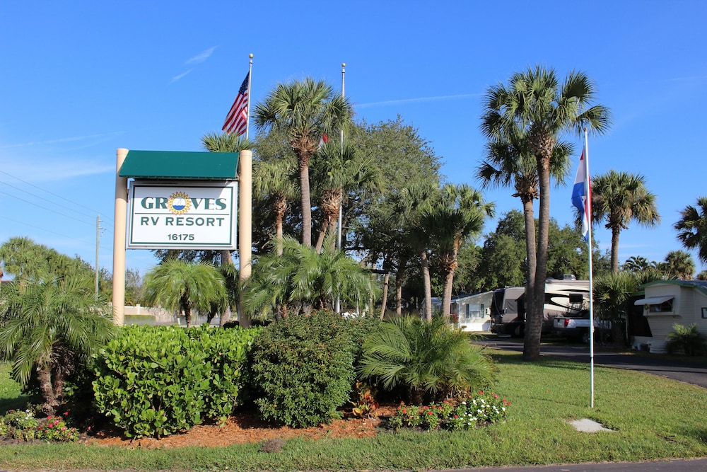 Groves RV Resort