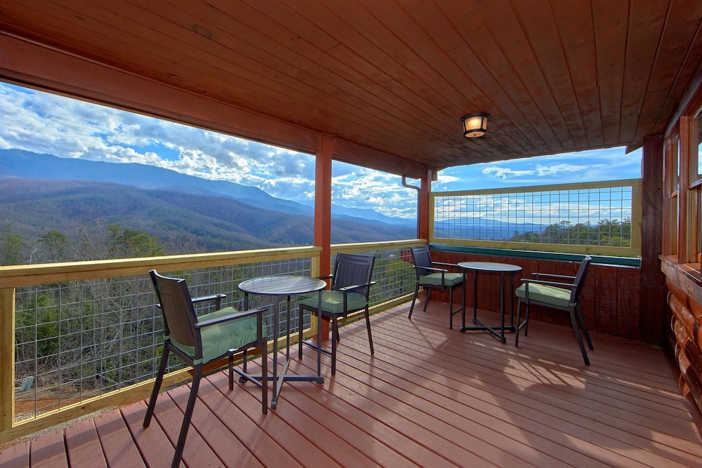 Grand View Apartment 4