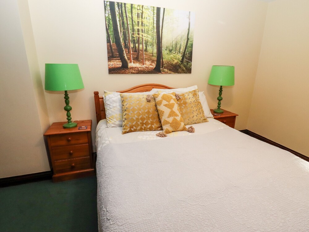 Stoke-on-trent Vacations - Meadow Place - Property Image 20