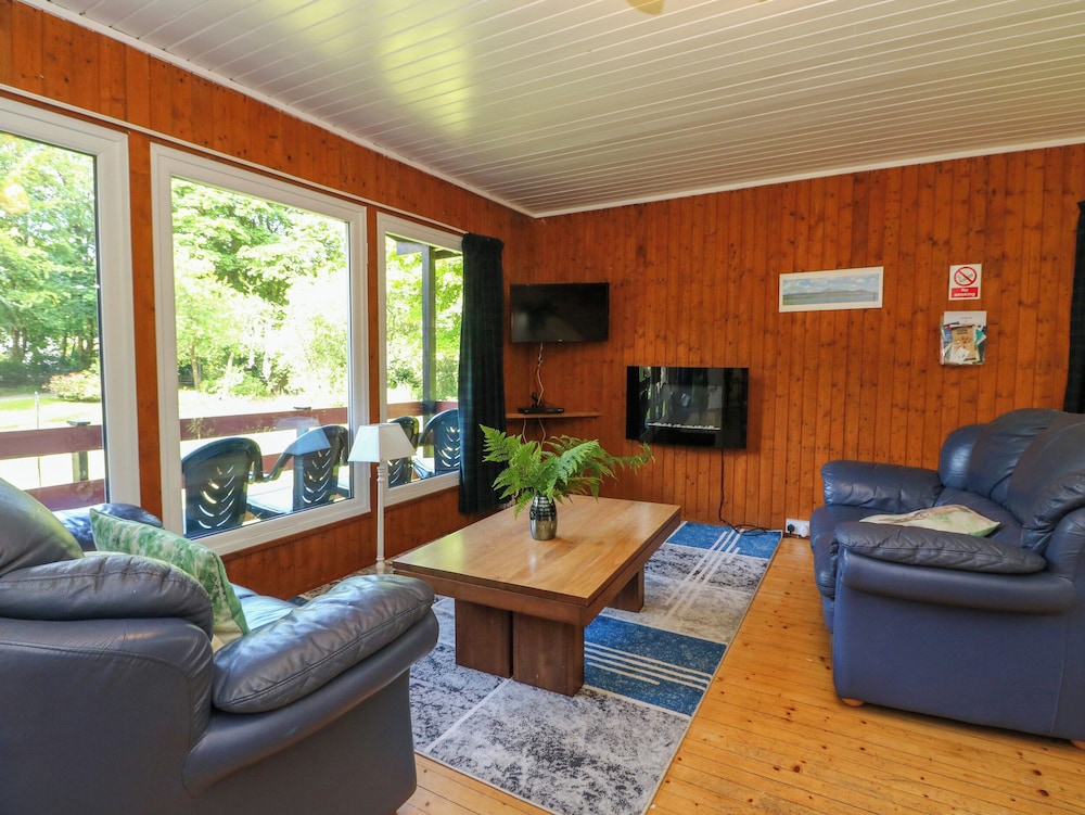 Lodge 1
