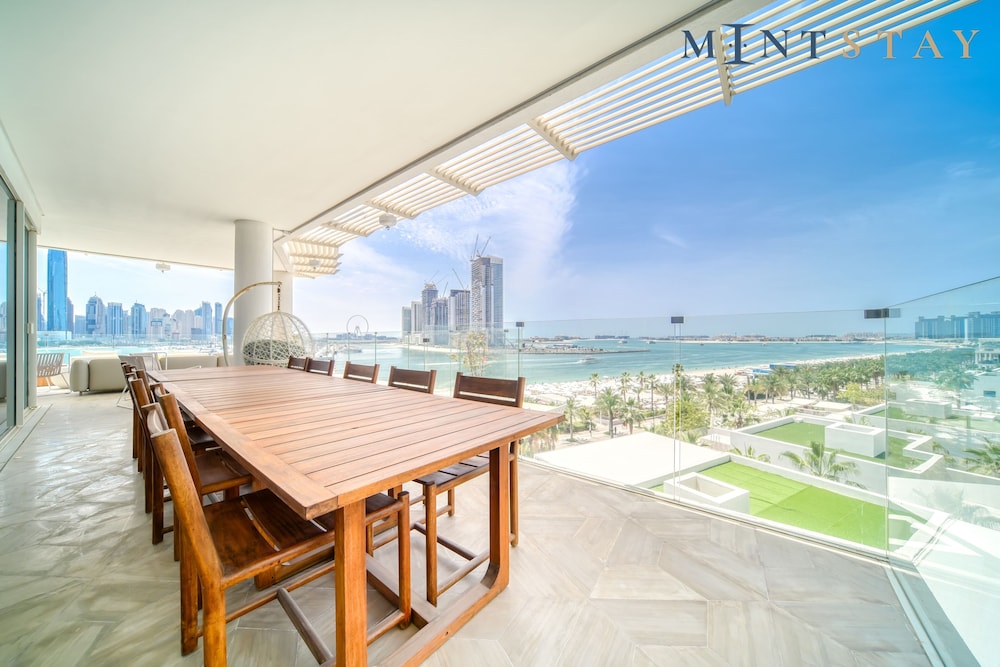 Five Palm Jumeirah Residences -Mint Stay