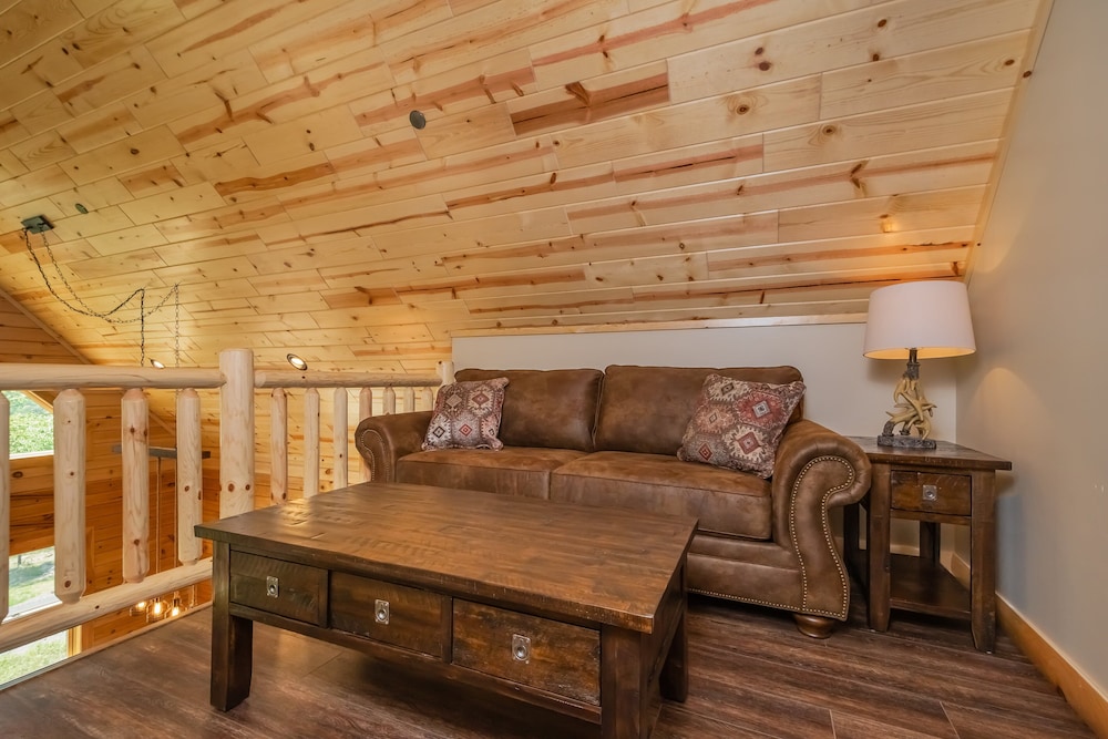 JCS Mountain Villa