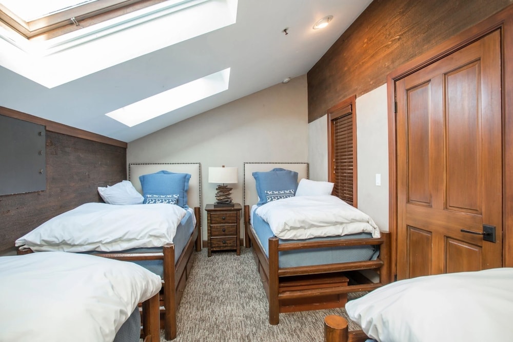 Stag Lodge at Deer Valley Resort - Four Bedroom Residence with Spa #33 4 Condo