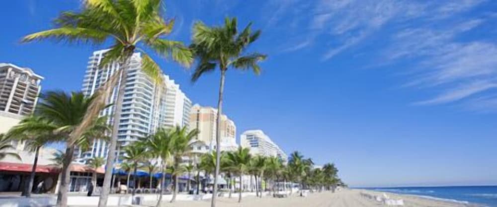 Vacation Inn Motel - In Fort Lauderdale (Poinciana Park)