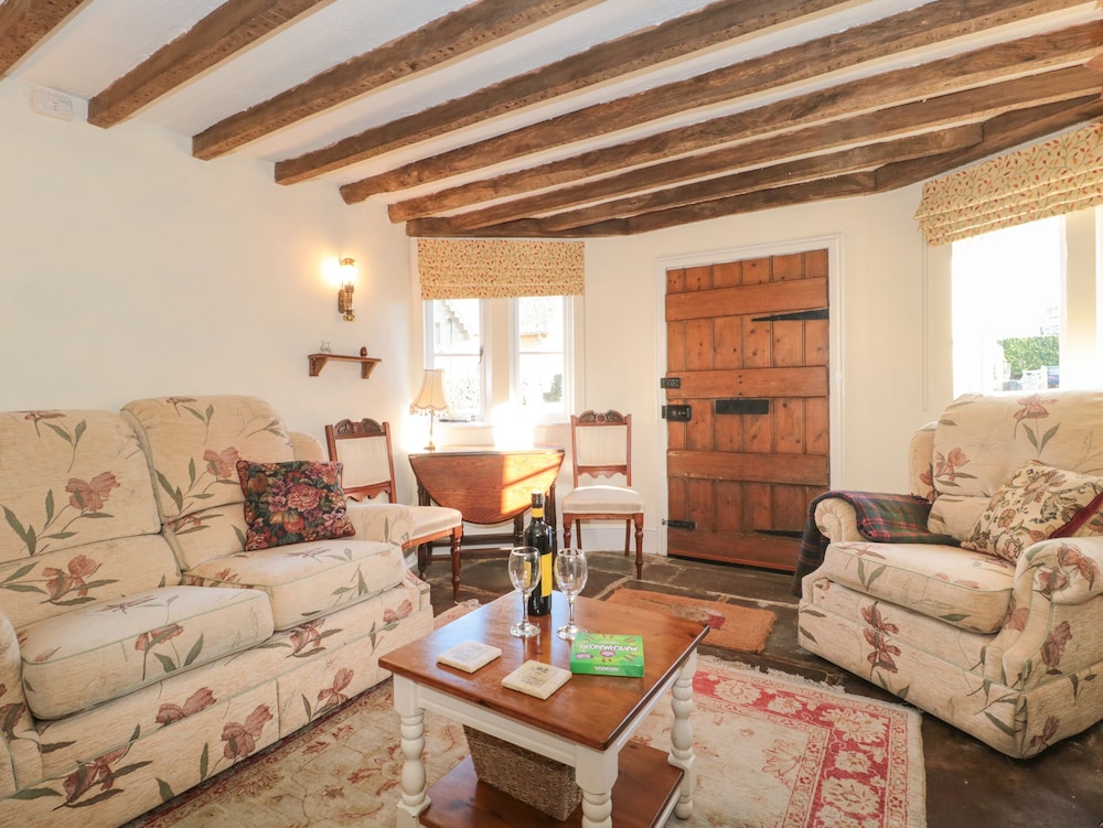 Pike Cottage view 3