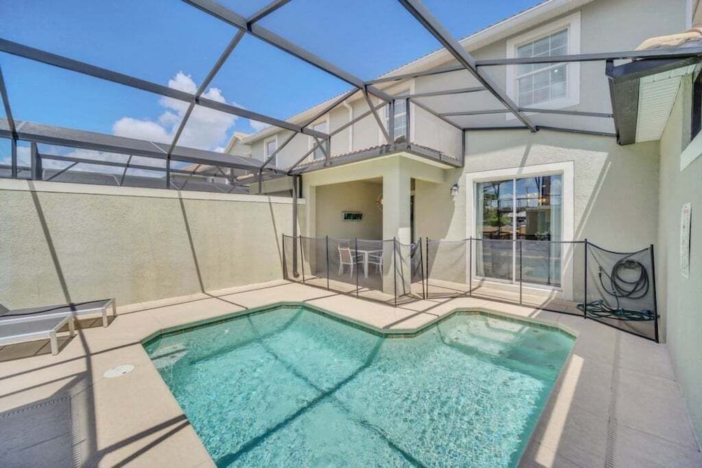 Retreat & Relax Screened In Pool Home Kid Rooms 4 Bedroom Townhouse