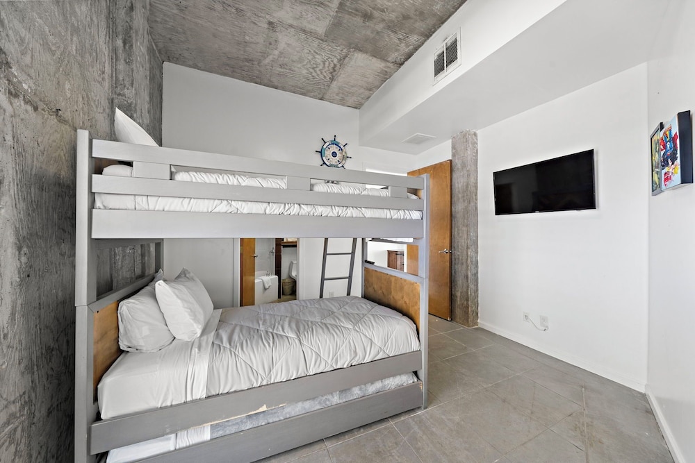 Oceanfront Experience by Ryson Vacation Rentals