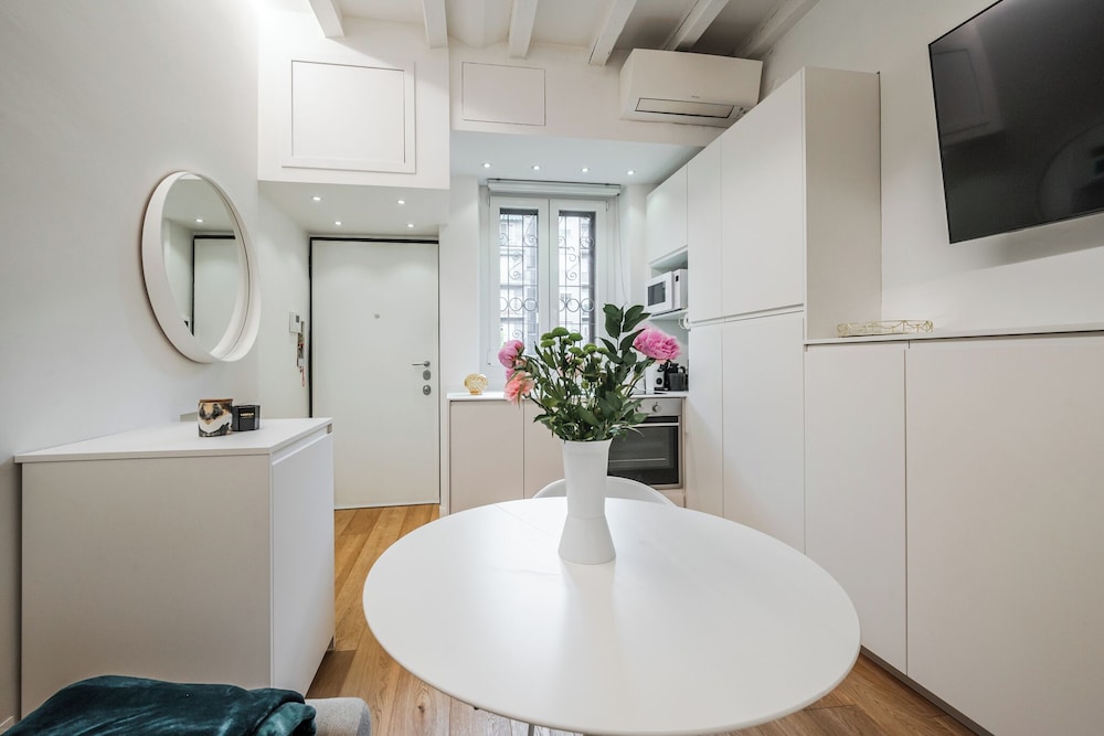 VivimiHome - Navigli App con Garage