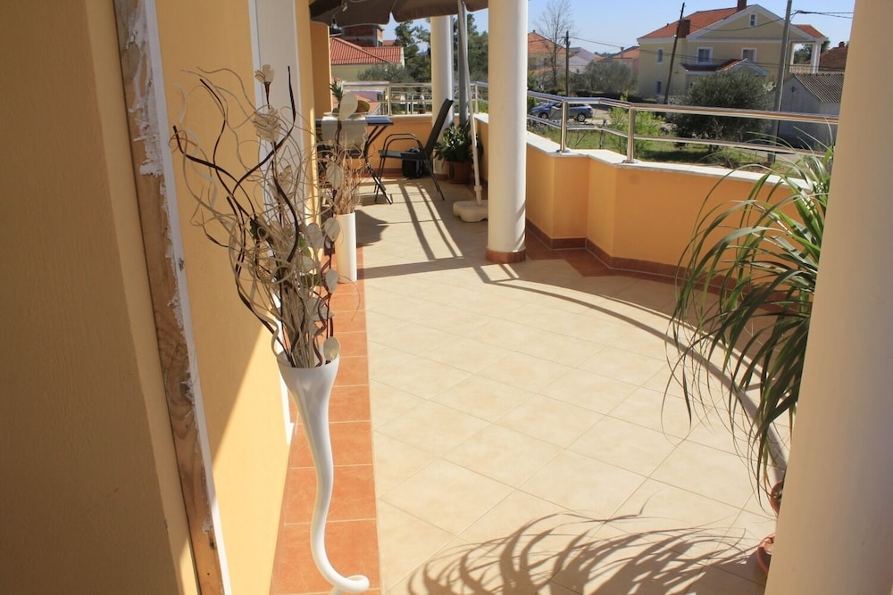 Mediterraneo - With own Parking Space - A2 view 5