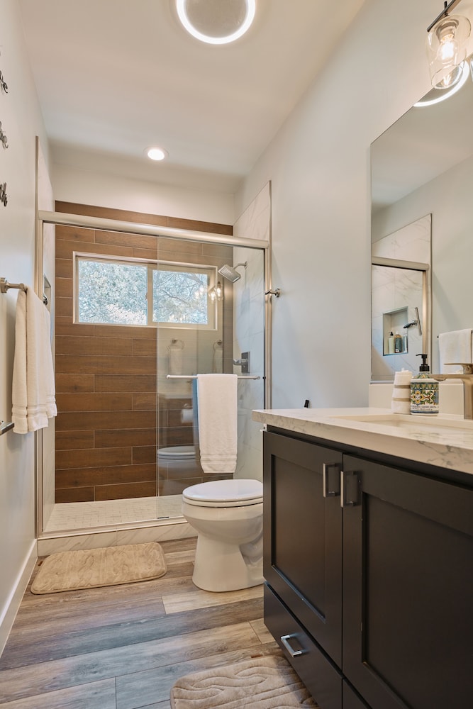 New Build in Heart of Sedona view 2