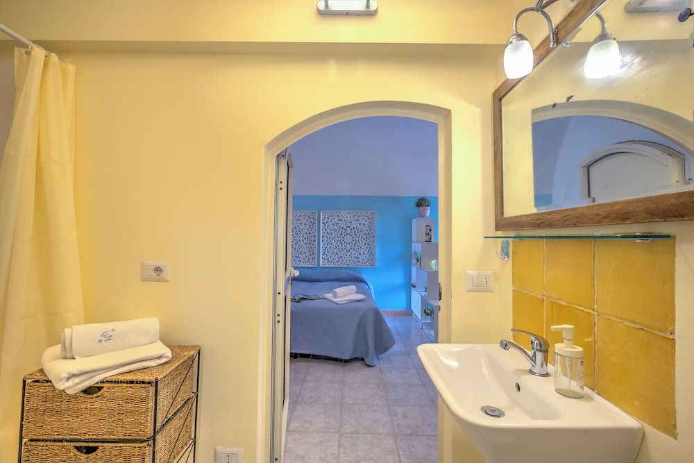 Annunziatella Apulian Farm Experience