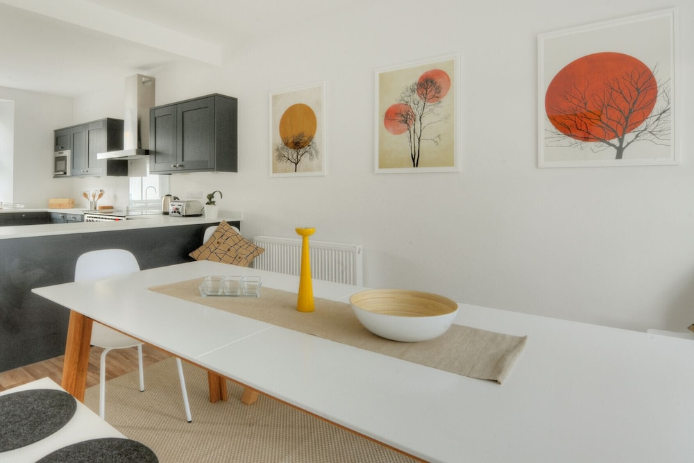 3 Major Terrace