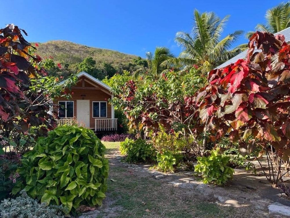 Mai Sunset Island Resort