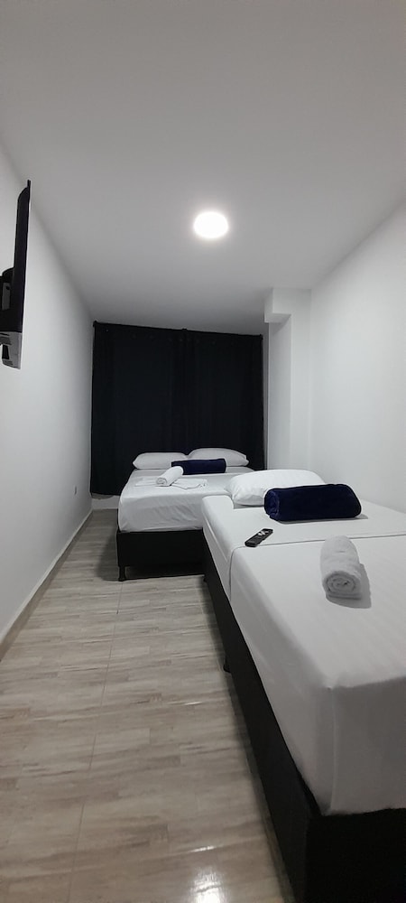 HOTEL CALDAS REAL - Property Image 2