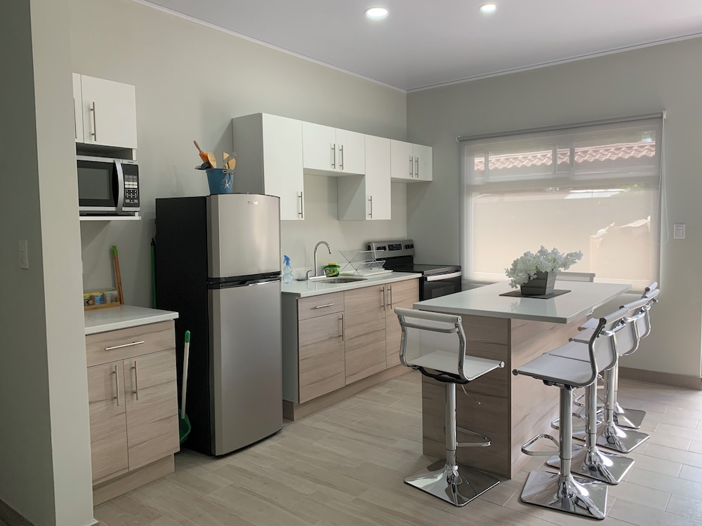 Apartamentos Ganesha Jacó